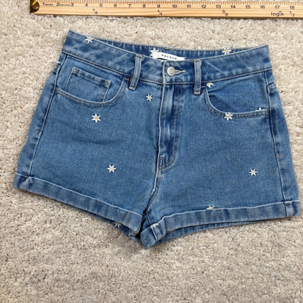 PacSun Mom Shorts Daisy Embroidered Blue Denim Cuffed Size 26